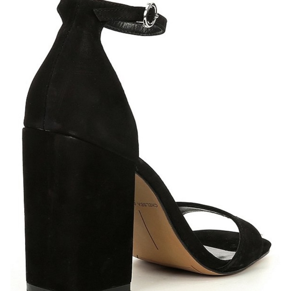 black heel block